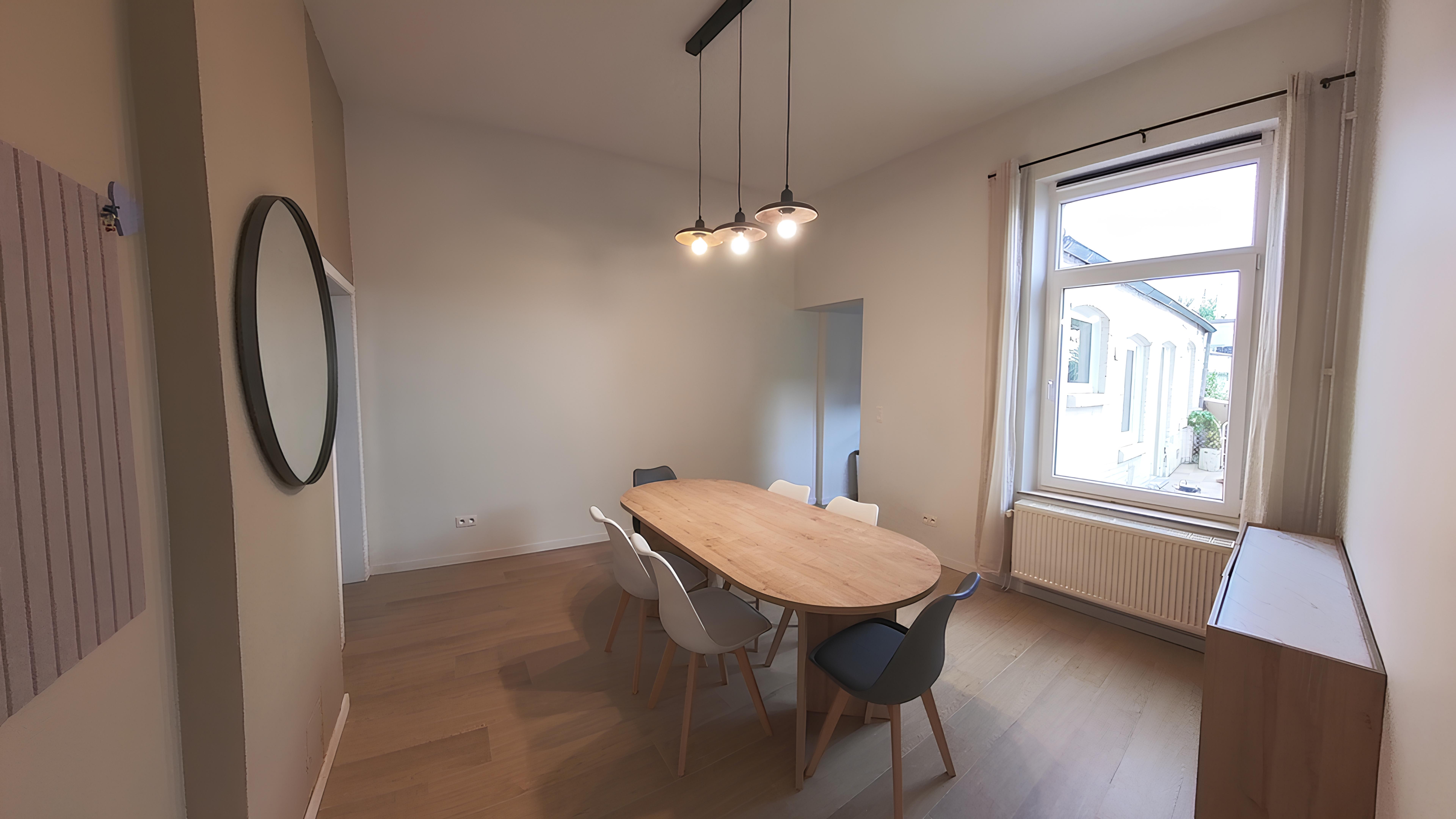 Colocation - 5000 Salzinnes — Maison à louer à Salzinnes