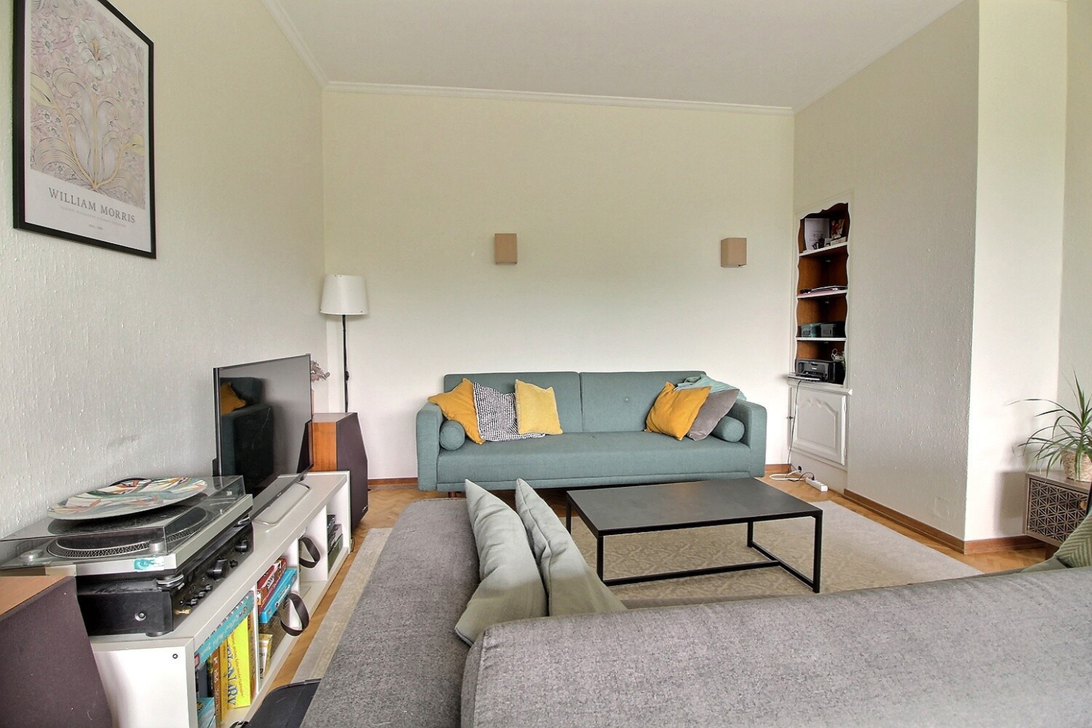 appartement 1.600 € Ixelles Avenue d'Italie 30 - 1050 Ixelles Venez découvrir ce magnifique appartement, Avenue d’Italie, au sein d'un immeuble bien entretenu, dans un quartier calme et vert, sit — Logement à louer à Brussels