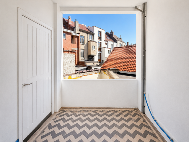 Pieter 16 - Appartement rénové 1 chambre — Appartement à louer à Forest