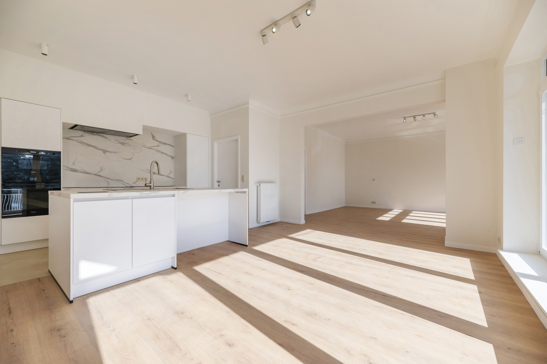 Jardin du Roi - Appartement rénové - 2 chambres — Appartement à louer à Ixelles
