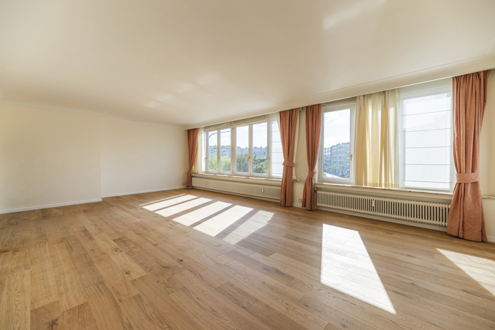Lumineux Appartement 2 Chambres — Appartement à louer à Woluwe-Saint-Lambert