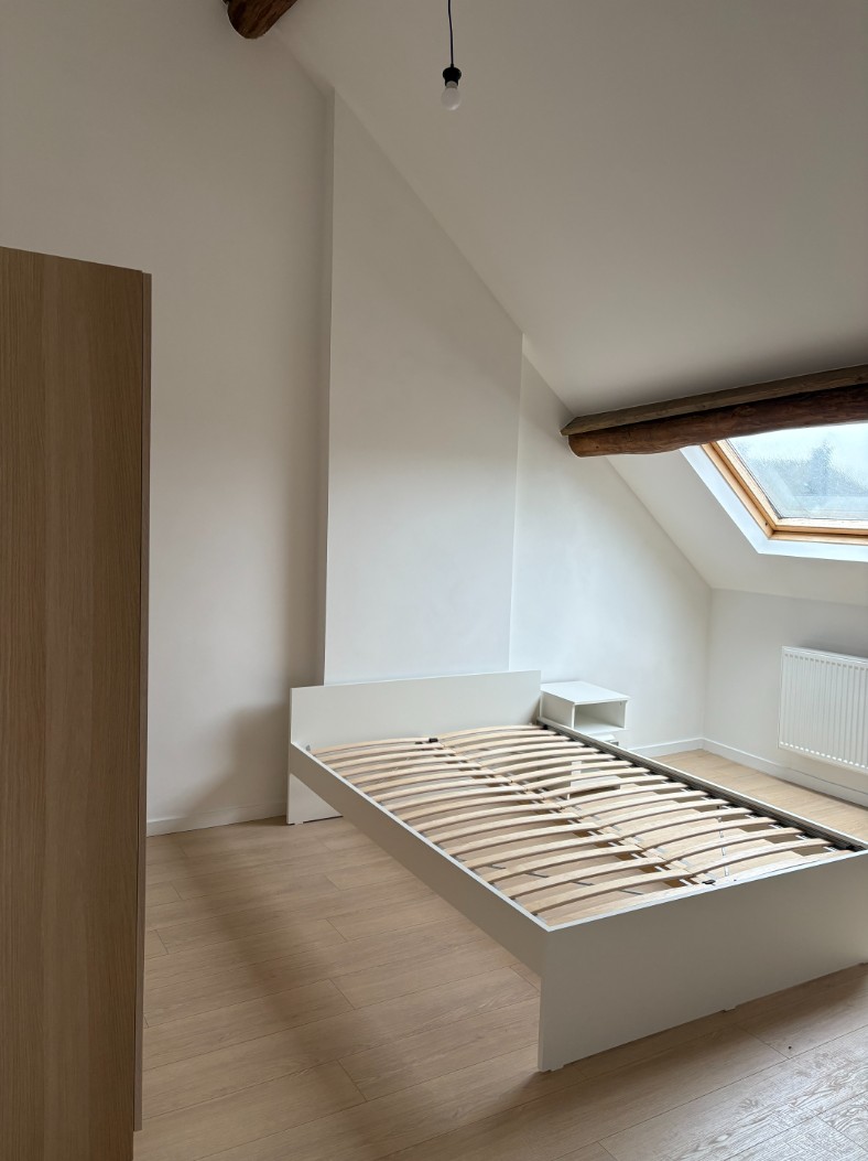 Chambre B — Logement à louer à Arlon