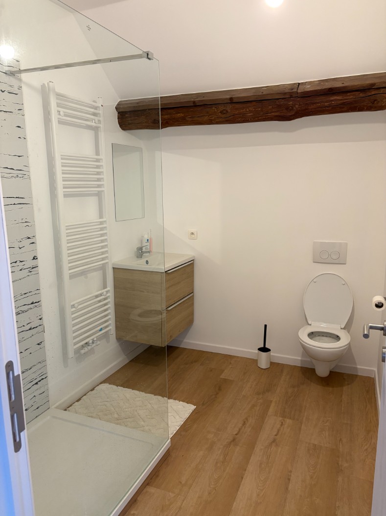 Chambre B — Logement à louer à Arlon