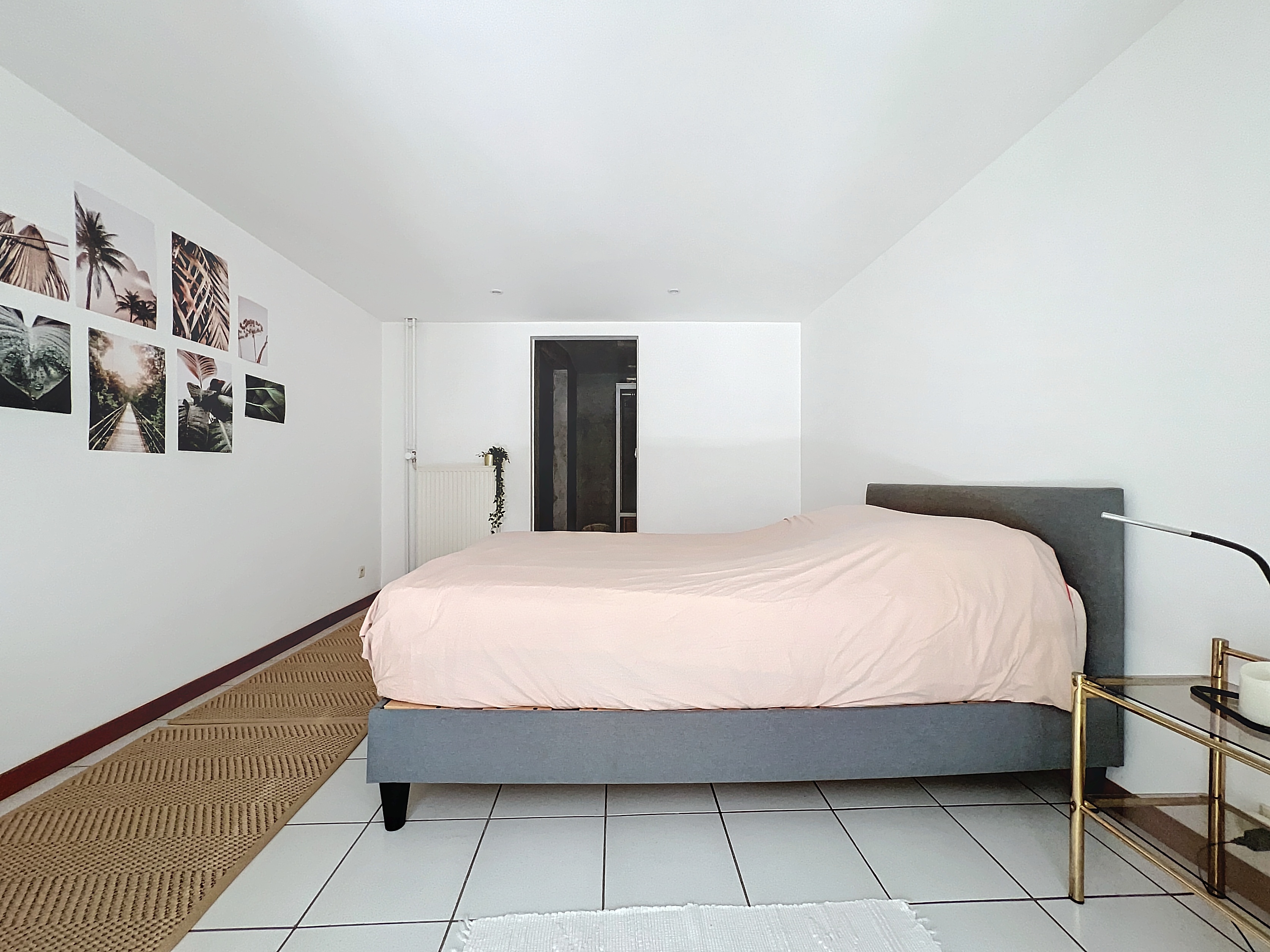 Versailles — Logement à louer à Ixelles