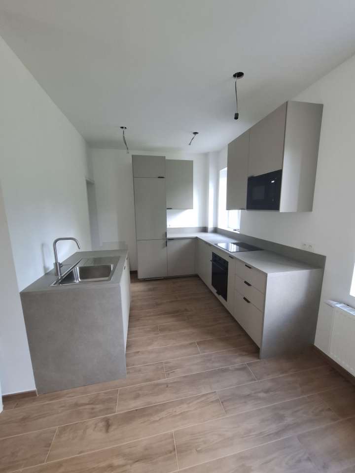 Colocation - 6042 Charleroi — Maison à louer à Charleroi