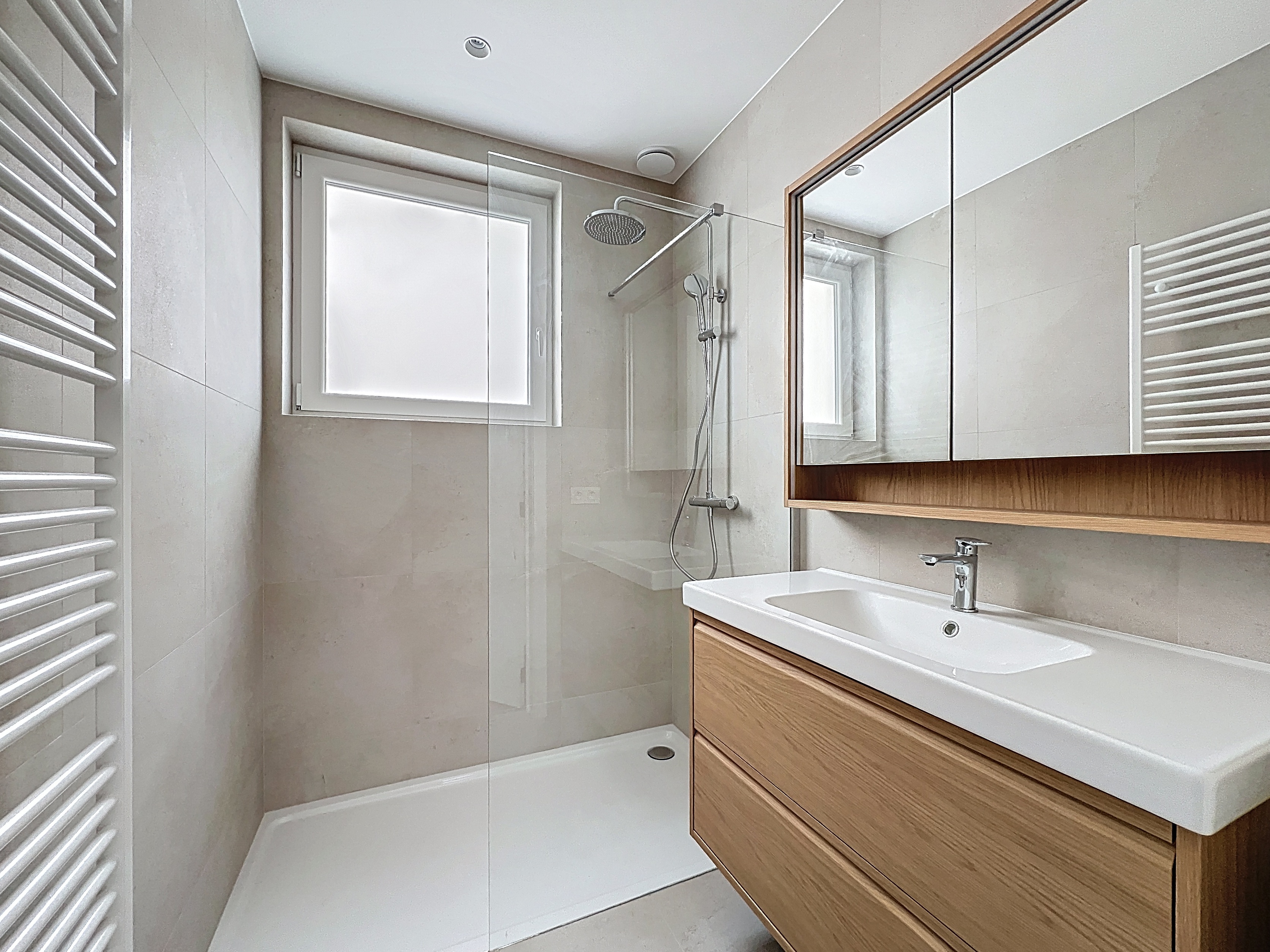 Appartement - 2 ch. - 90m² - Bruxelles centre — Appartement à louer à Bruxelles